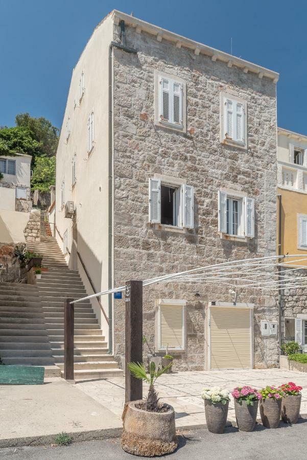 Apartment Matijas Trstenik  Bagian luar foto
